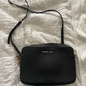 Michael Kors Black Jet Set Large East West Crossbody Bag